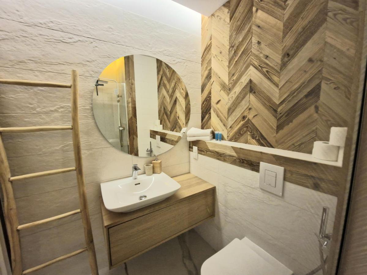 Live & Travel Apartments Waterlane Vintage Gdańsk Extérieur photo